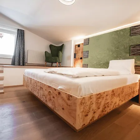 Genusshotel Fichtenhof 호텔 그로살
