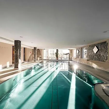 Genusshotel Fichtenhof 호텔 그로살